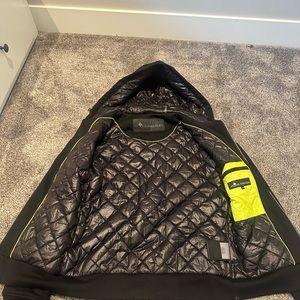 Sweater/ Jacket Moose Knuckles